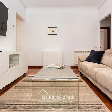 Myhousespain - Luminoso Piso En El Centro De *