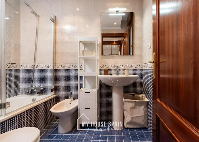 Myhousespain - Luminoso Piso En El Centro De Apartman *