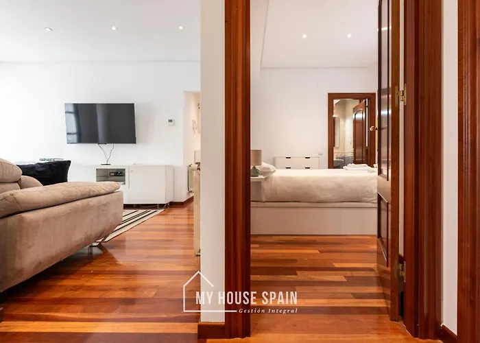 Myhousespain - Luminoso Piso En El Centro De *