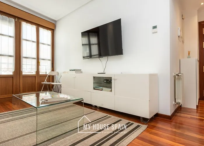 Myhousespain - Luminoso Piso En El Centro De Gijón